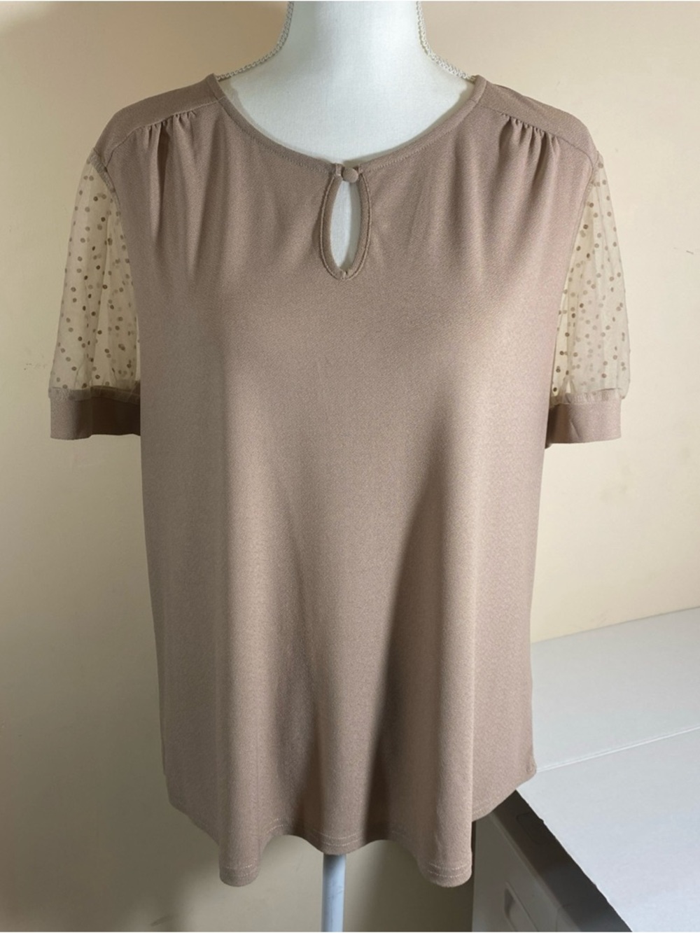 Women’s Taupe Short Sleeve Keyhole Top with Polka Dot Sheer Sleeves